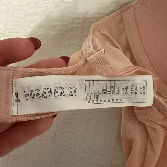 Pink satin lace lingerie bodysuit - Picture 3 of 3